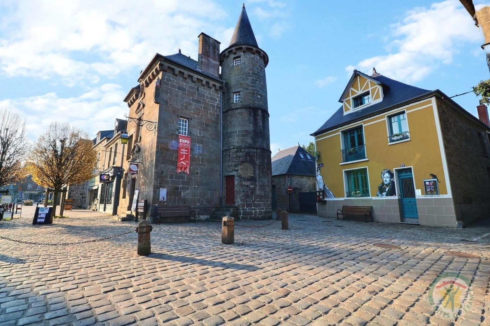La Goutte D'Or Bed & Breakfast Combourg Eksteriør bilde